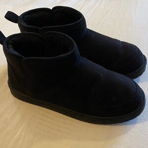 Old Navy Black Ankle Boots